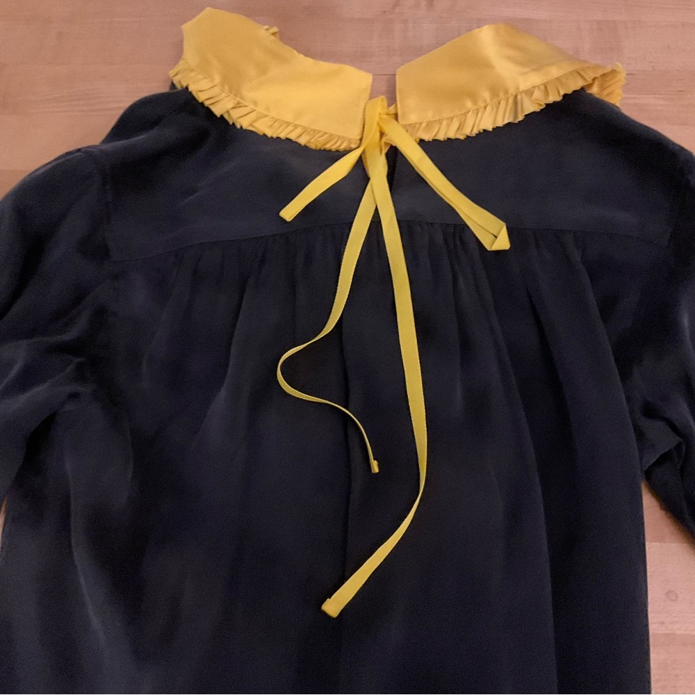 NWT Bill Blass 100% Silk Navy Shift Dress w/ Yellow Ruffle Collar – Size S - Picture 15 of 16